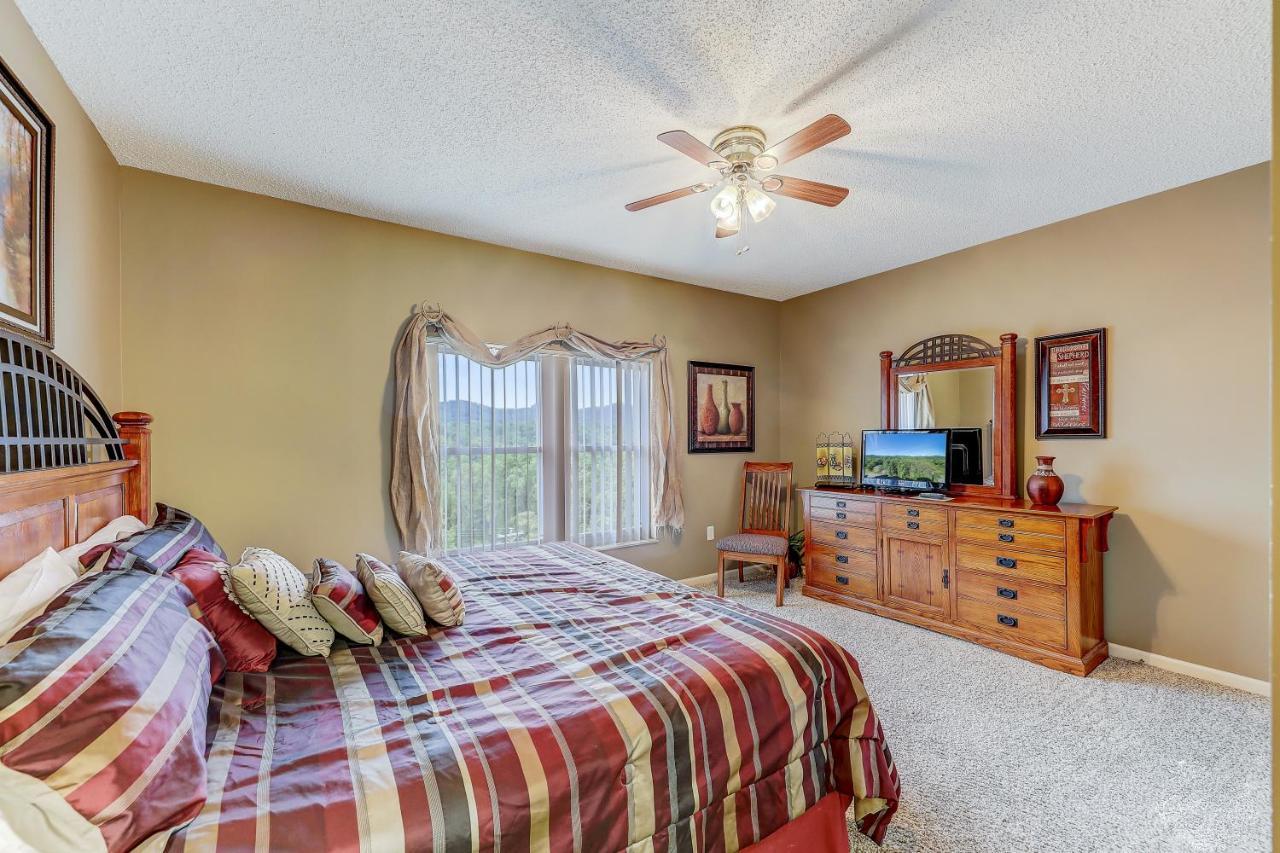 Smoky Mountain Dream Whispering Pines 641 Appartement Pigeon Forge Buitenkant foto